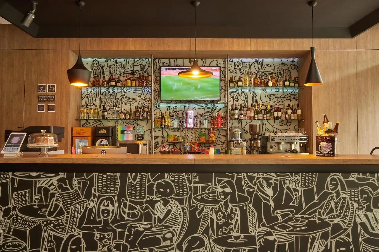 Hotel Ibis Cali Granada