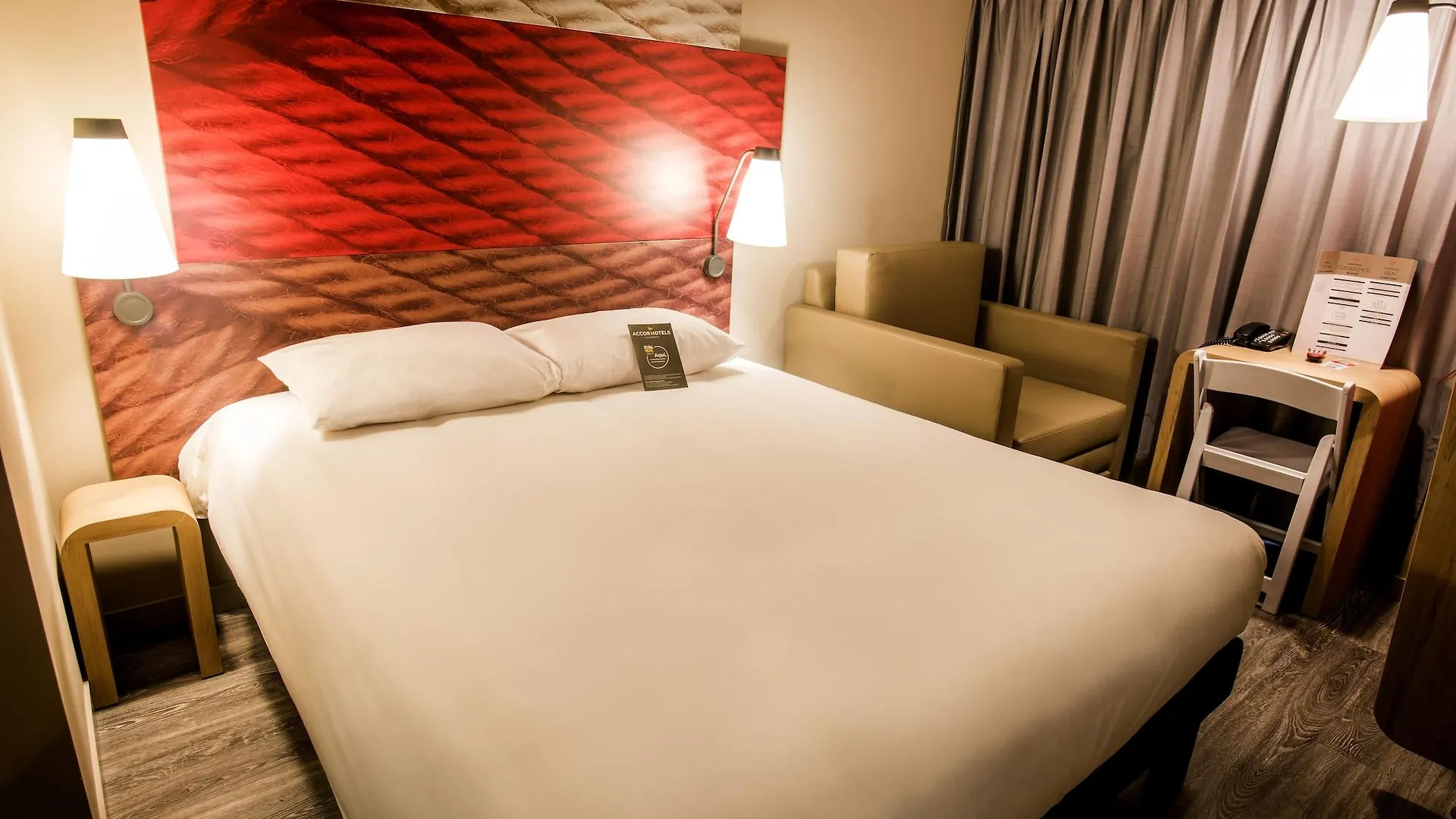 Hotel Ibis Cali Granada 3*,